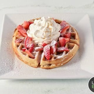 STRAWBERRY AND CREAM WAFFLE