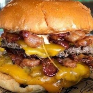 DOUBLE BACON CHEESEBURGER